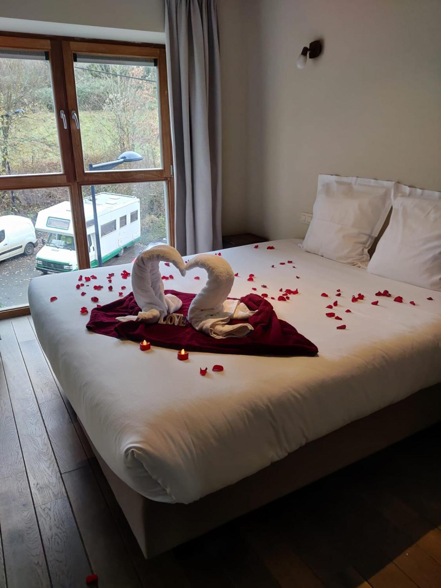La Merveilleuse By Infiniti Hotel 디넝 외부 사진
